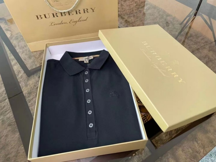 New arrival! Women's single-quality piqué breathable pure cotton long dress. The design features buttonhole check pattern.